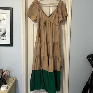 LIKE NEW STRUT & BOLT TOERED MAXI